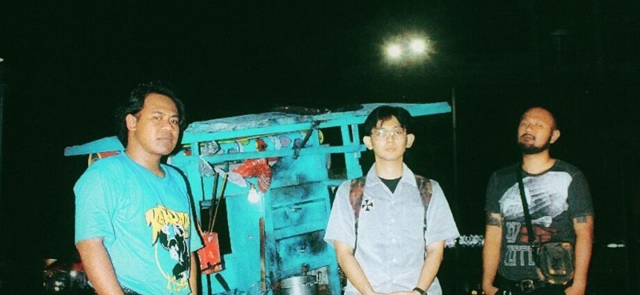 TOILETKISS Ledakkan Amarah Lewat Single Terbaru "SAKAU"